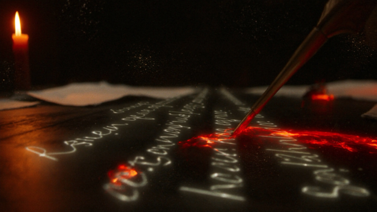 Pena de bronze riscando texto holográfico de IA em escrivaninha de obsidiana · tinta lava red fluindo